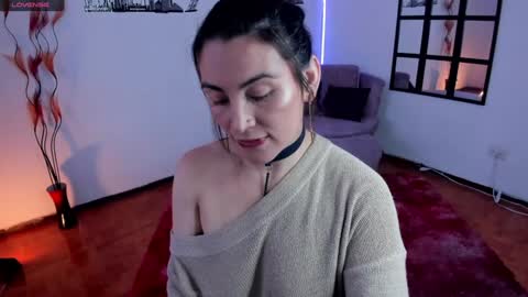 Snapshot of elizabeth_taylor_b chatting on January 20, 6:43 pm Elizabeth online show from January 20, 6:43 pm