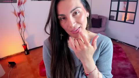 Snapshot of elizabeth_taylor_b chatting on March 12, 6:43 pm Elizabeth online show from March 12, 6:43 pm