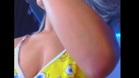 Lizzy online show from December 13, 7:53 pm