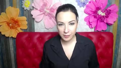 ElizabethSho online show from December 2, 6:21 pm