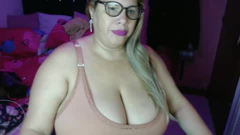 Elizabeth online show from October 22, 10:53 am