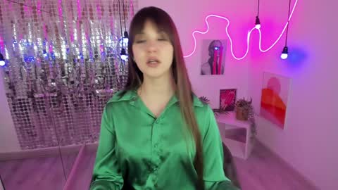 Eliza online show from January 28, 1:05 pm