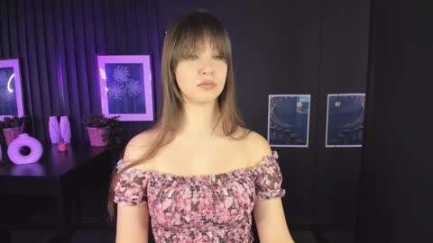 Eliza online show from February 4, 1:48 pm