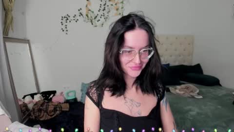 ELLA online show from January 12, 6:24 pm