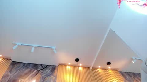 ella harper online show from March 6, 4:29 am