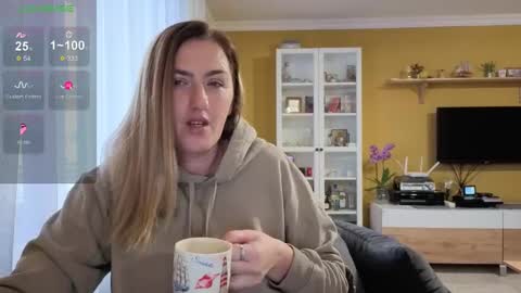 Ella  Max online show from November 4, 6:29 am