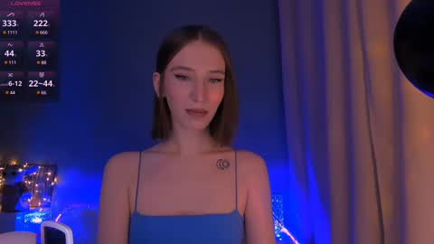 ellaamber online show from February 14, 1:34 am