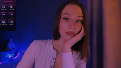 ellaamber online show from March 10, 3:54 am