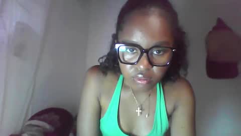 ellah245 online show from February 14, 1:02 pm