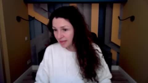 EllaLongs online show from February 1, 12:26 pm