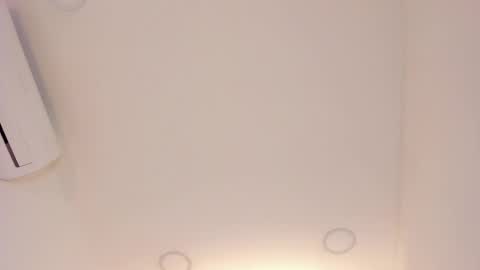 Ella online show from October 26, 1:39 pm