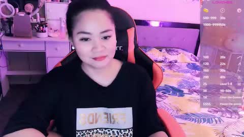 Snapshot of elleelle123 chatting on October 8, 1:21 am Ann online show from October 8, 1:21 am