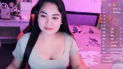 Snapshot of elleelle123 chatting on September 24, 2:21 am Ann online show from September 24, 2:21 am