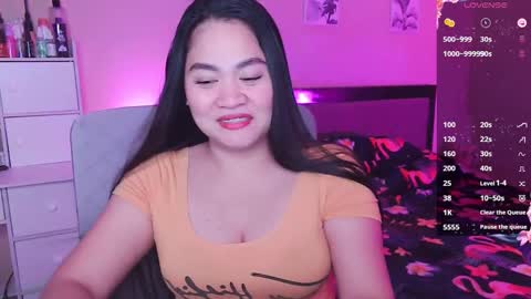 Snapshot of elleelle123 chatting on December 29, 1:45 am Ann online show from December 29, 1:45 am