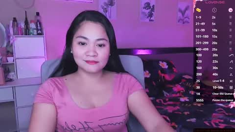 Snapshot of elleelle123 chatting on December 20, 3:03 am Ann online show from December 20, 3:03 am