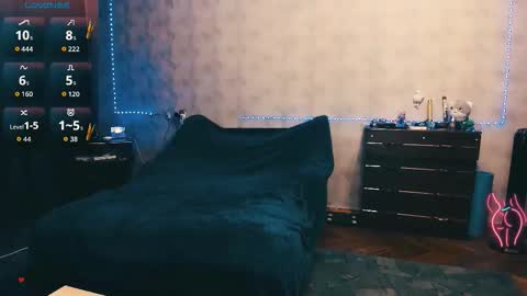 Snapshot of ellen_busty chatting on October 7, 6:12 pm Elli NEXT STREAM online show from October 7, 6:12 pm