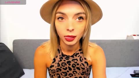 ellen_flow online show from September 23, 8:51 pm