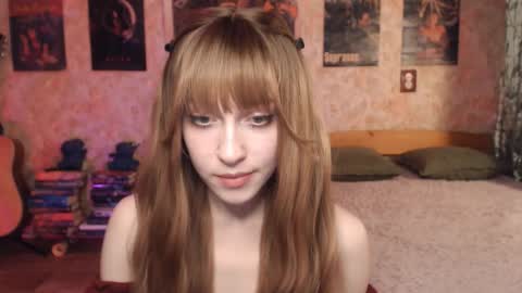 ellie_friendly online show from February 24, 11:25 pm