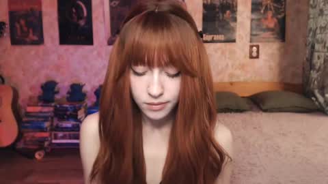 Snapshot of ellie_friendly chatting on September 10, 11:16 pm ellie_friendly online show from September 10, 11:16 pm