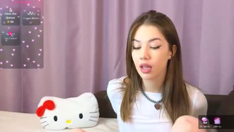 ellie online show from November 9, 8:38 pm