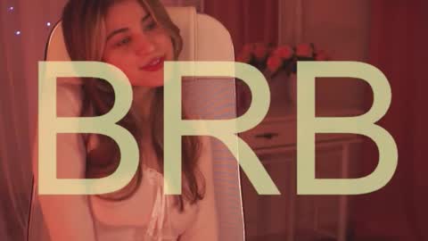 elliecutes online show from October 26, 8:54 am