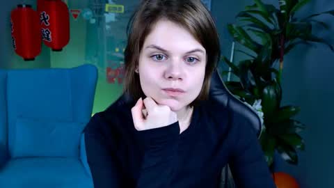 elliemurler online show from November 21, 9:11 am