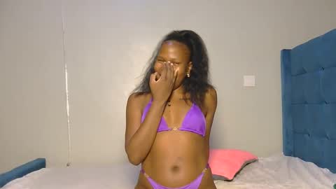 elllanna online show from February 27, 11:37 pm