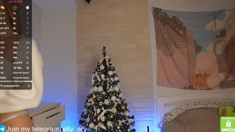 elly_ary online show from January 8, 6:20 pm