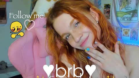 Snapshot of elly_milas chatting on September 25, 6:12 am Elly Fansly online show from September 25, 6:12 am