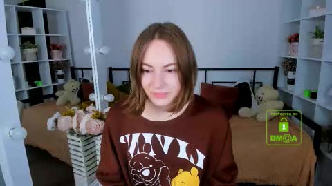 elma_lily online show from November 19, 7:19 am