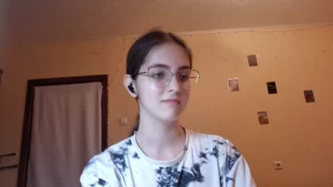 Kate online show from June 29, 3:23 pm