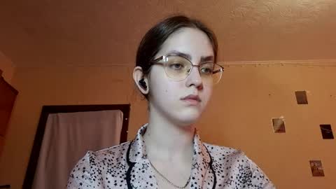 Kate online show from April 3, 11:08 am