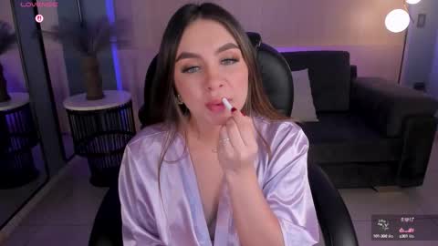 ELOISA OLIVERO online show from October 5, 7:41 pm