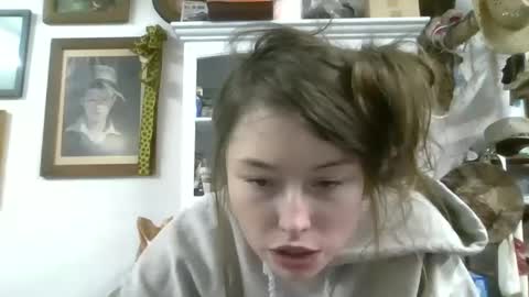 Snapshot of elsierain469 chatting on September 10, 6:02 am Elsie Rain online show from September 10, 6:02 am
