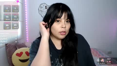 Ely online show from June 1, 10:21 pm