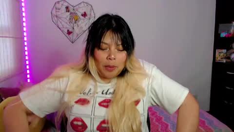 Ely online show from April 8, 10:56 pm