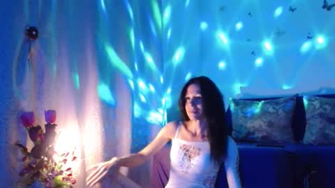 Elisa online show from September 9, 6:41 pm