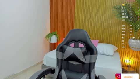 E M A online show from March 27, 2:35 am