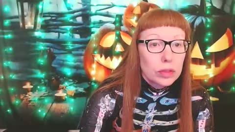 Ember Starleena online show from October 31, 2:10 pm