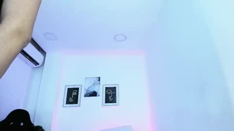 emelie_89 online show from March 3, 12:20 pm