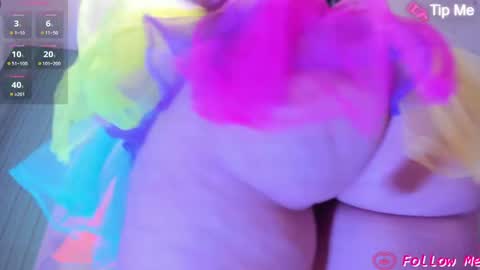 Snapshot of emelyross_ chatting on February 28, 7:03 pm emely ross online show from February 28, 7:03 pm