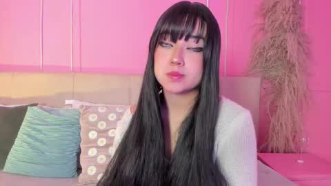 Snapshot of emelyy_carter chatting on October 17, 12:41 pm Emy online show from October 17, 12:41 pm