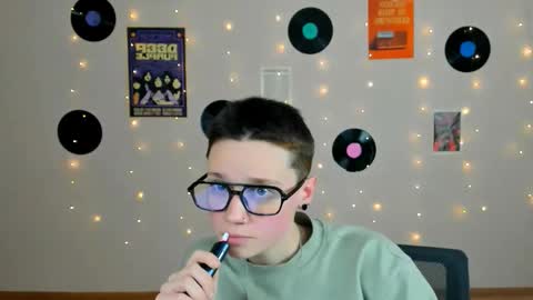 emi_fade online show from February 4, 11:57 am