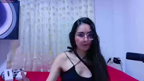 Emmily Roberts online show from September 20, 1:27 am