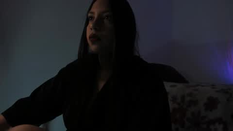 Snapshot of emiily15_ chatting on September 8, 6:07 pm Emi online show from September 8, 6:07 pm