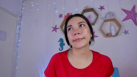 Snapshot of emiily_parkerr chatting on March 11, 3:04 am Emily online show from March 11, 3:04 am