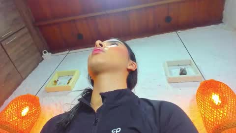 Emily online show from October 27, 12:01 pm