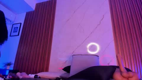 Snapshot of emiilycollins1 chatting on September 12, 1:17 am online show from September 12, 1:17 am