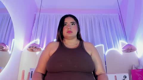 Emiily Grace online show from May 24, 11:53 am