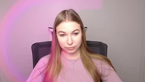 Emilia online show from February 8, 6:12 am